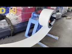 Anpassungsmaschine für die Verformung von Dachrollen
